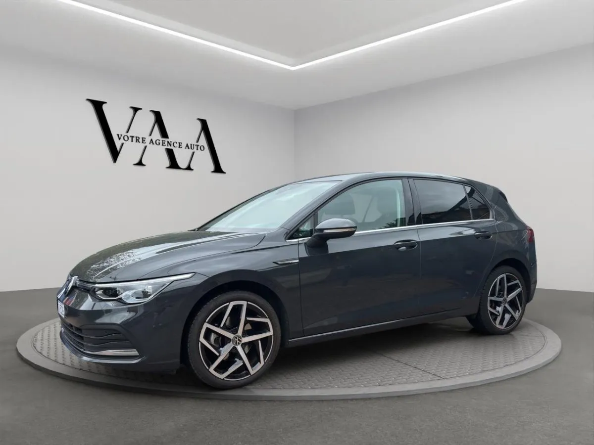 Volkswagen Golf 1.5 eTSI OPF - 150 - BV DSG 7 VIII BERLINE Style 1st PHASE 1 — photo 1 sur 26