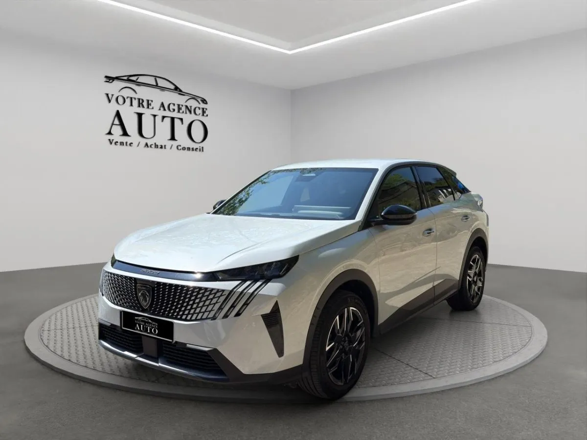 Peugeot 3008 1.2i Hybrid -145 - BV e-DCS6 III 2025 Allure — photo 1 sur 26